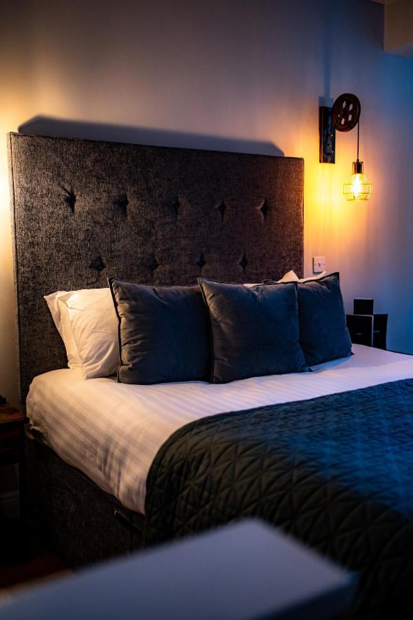 The Bridge Hotell Macclesfield Exteriör bild